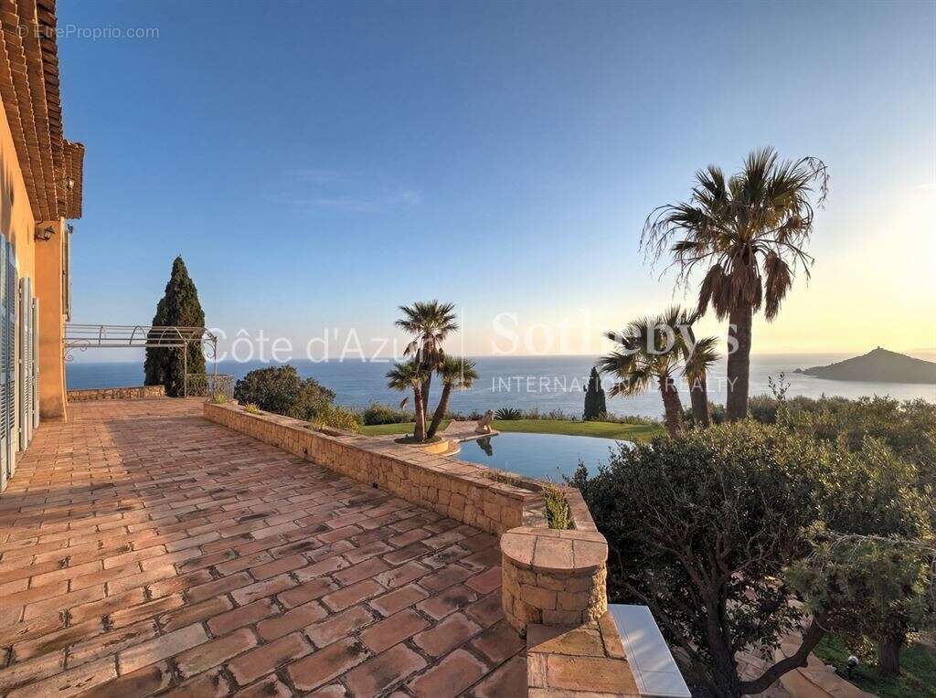 Maison à SAINT-RAPHAEL