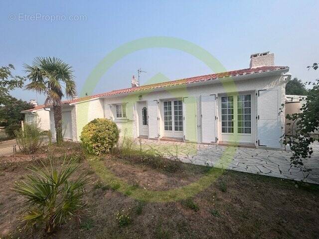 Maison à L'AIGUILLON-SUR-VIE