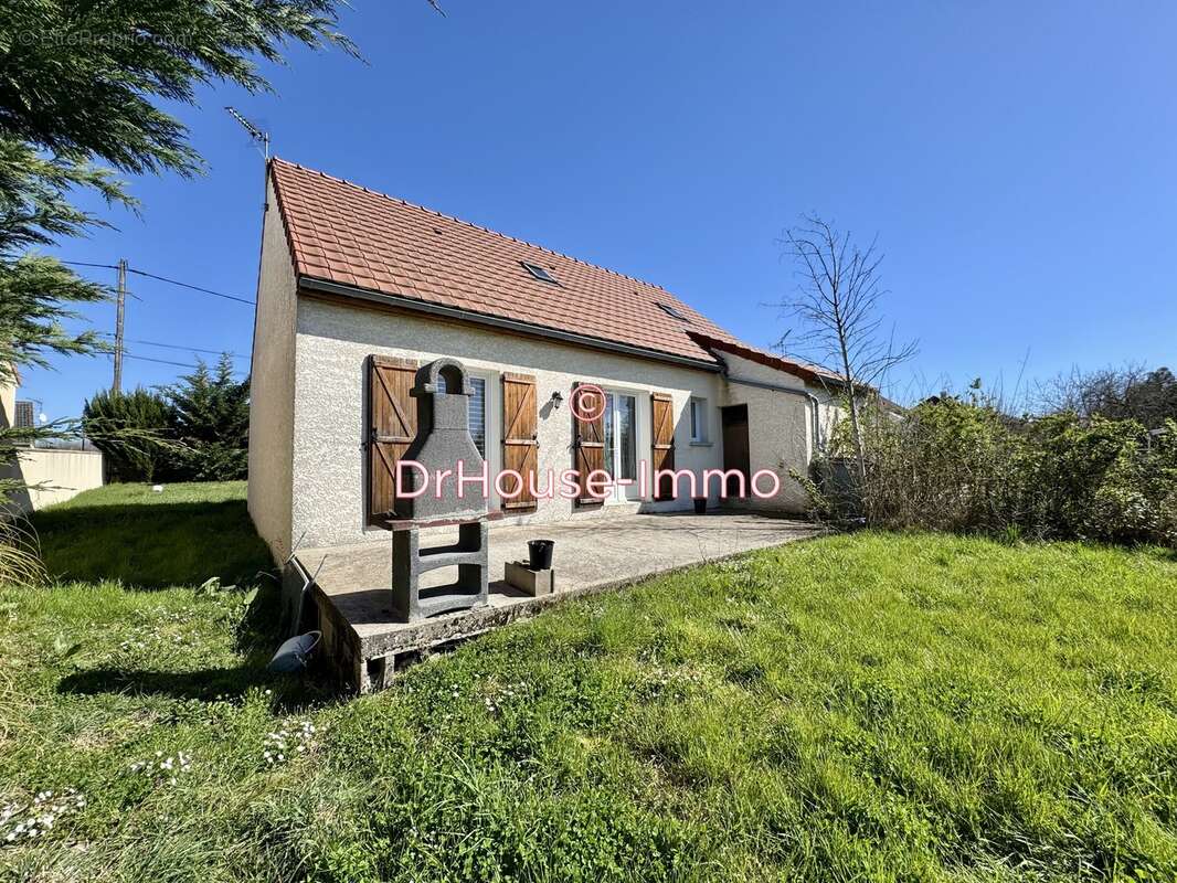 Maison à CORQUILLEROY