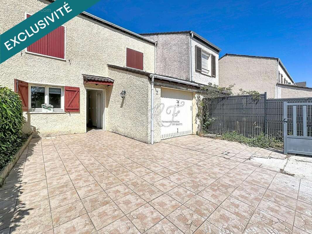 Photo 3 - Maison à CERGY