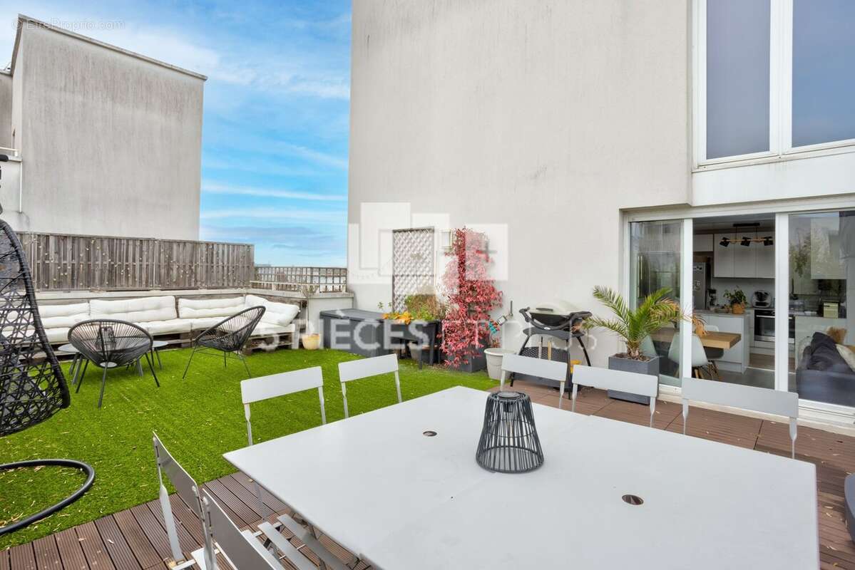 Appartement à GENNEVILLIERS
