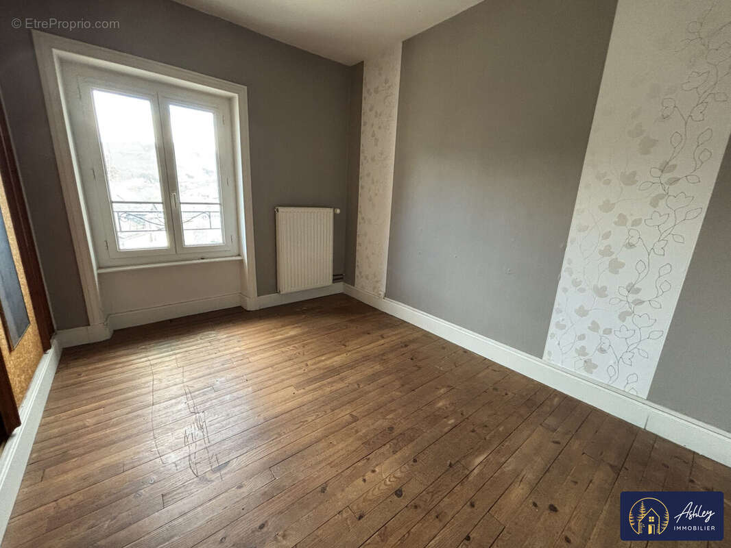Appartement 140 m² à Condat  - photo 6