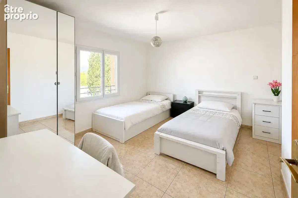 Spacieuse maison 6 pièces à Gignac - photo 9