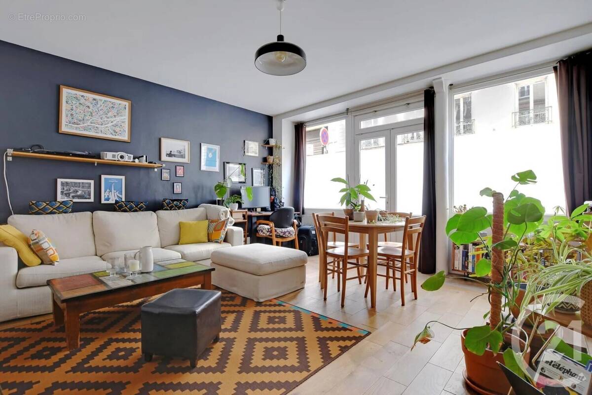 Appartement à PARIS-15E