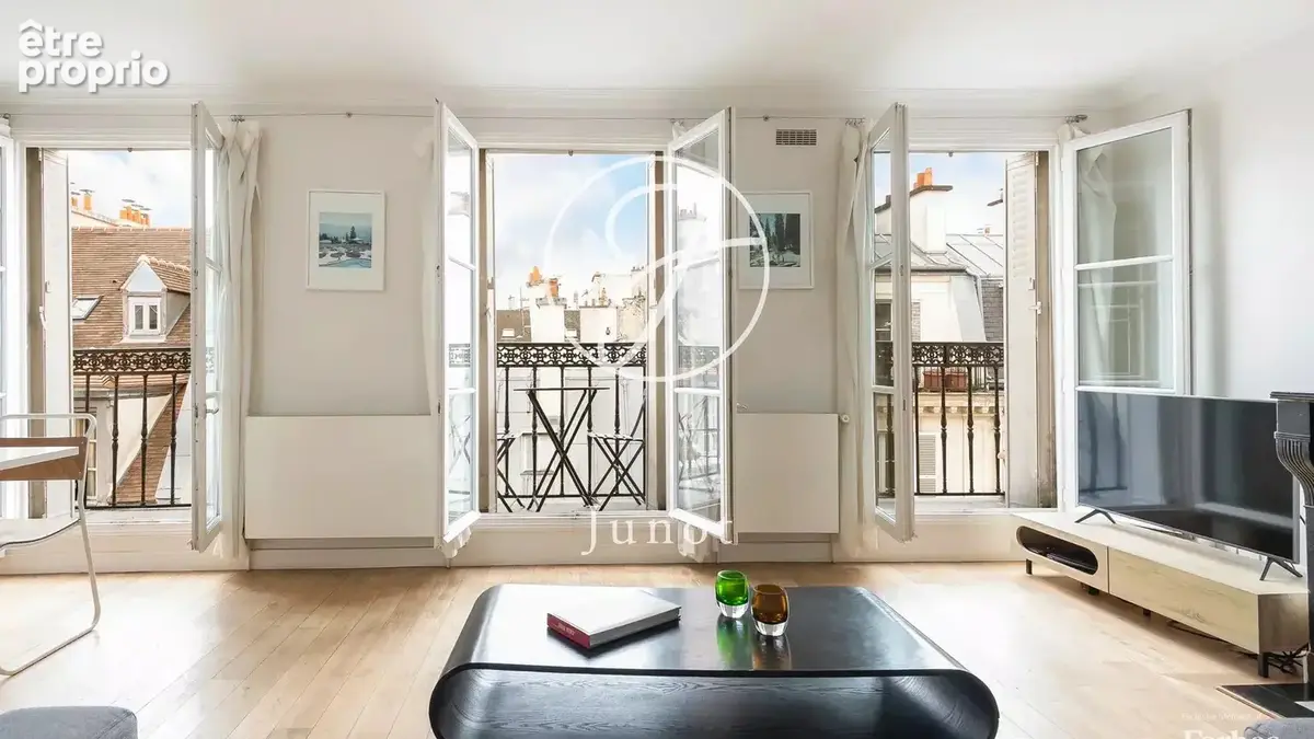 Paris 3e - TEMPLE / SAINT-MERRI - Appartement - 2 pièces - 51,15m² Carrez - 1 chambre - Balcon 4,75m² - Vue dégagée - photo 2