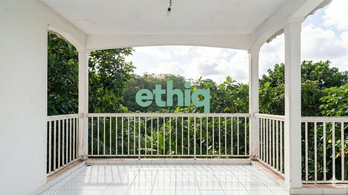 Maison à MORNE-A-L'EAU