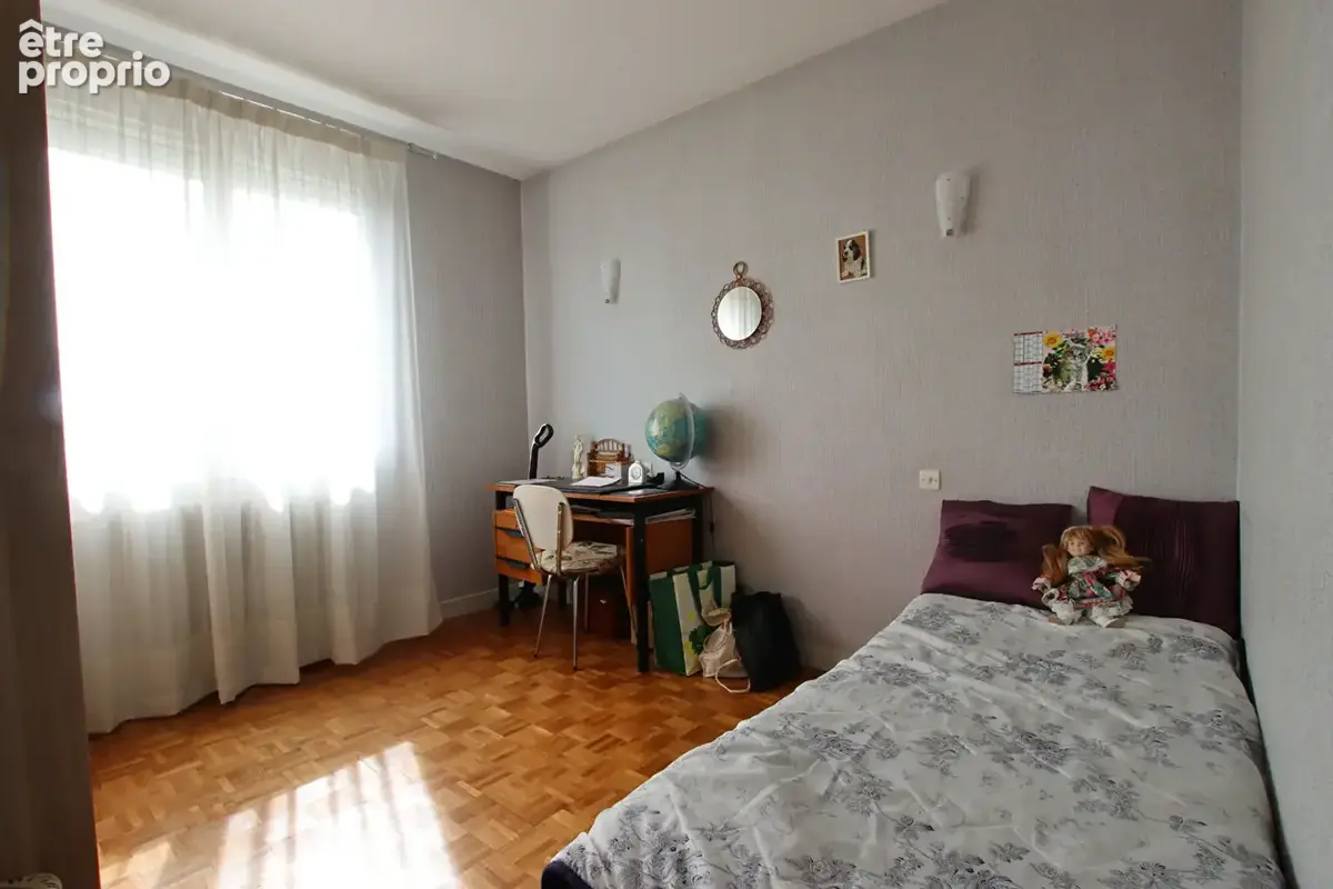 Niort, Maison sur sous-sol, 4 chambres. - photo 11