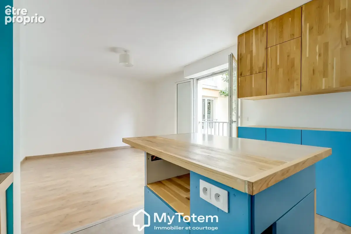 Superbe appartement entièrement rénové, où lumière, confort et qualité de vie se rejoigne. Ideal investissemen - photo 6