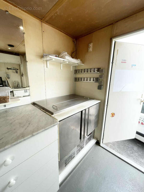 Commerce à ALTILLAC