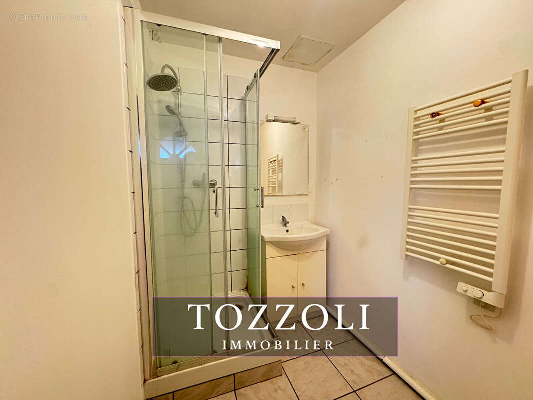 Appartement à SAINT-PIERRE-DE-CHANDIEU