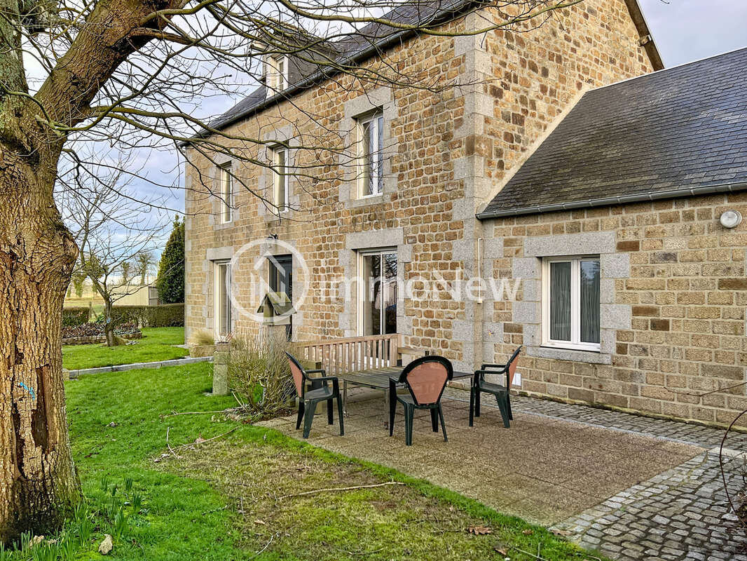 Maison / La Bloutiere/ avec garage et terrain. - photo 2