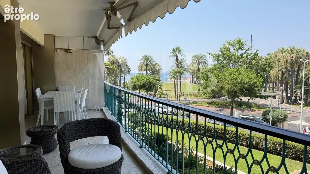 Cannes, la Croisette - Port Canto. Appartement de 229 m² avec vue mer + dépendances - photo 22