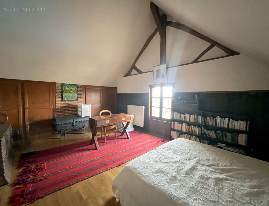 Maison à HOUDAN