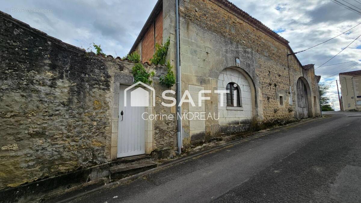 Photo 1 - Maison à LINARS