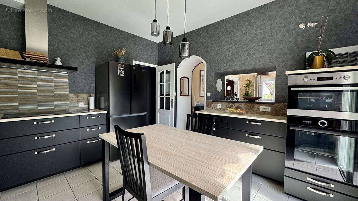 Maison à MARIOL