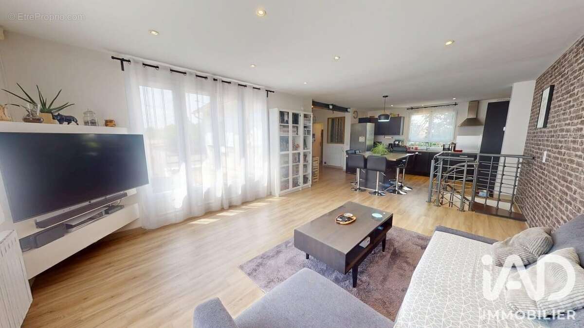 Maison 140 m² à Melun  - photo 3