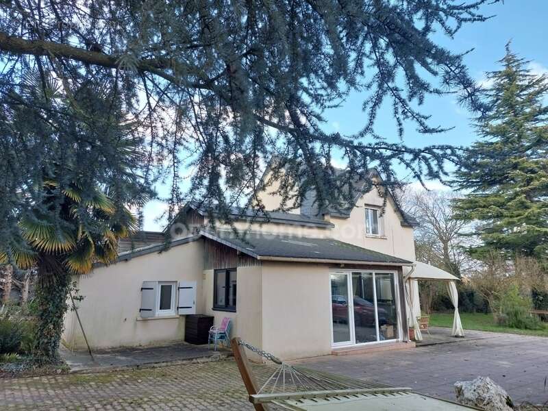 Maison à SAINT-ONEN-LA-CHAPELLE