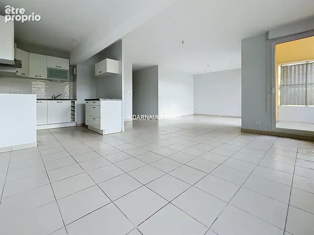 Grand t4 de 96m2 au dernier etage avec ascenseur - photo 2