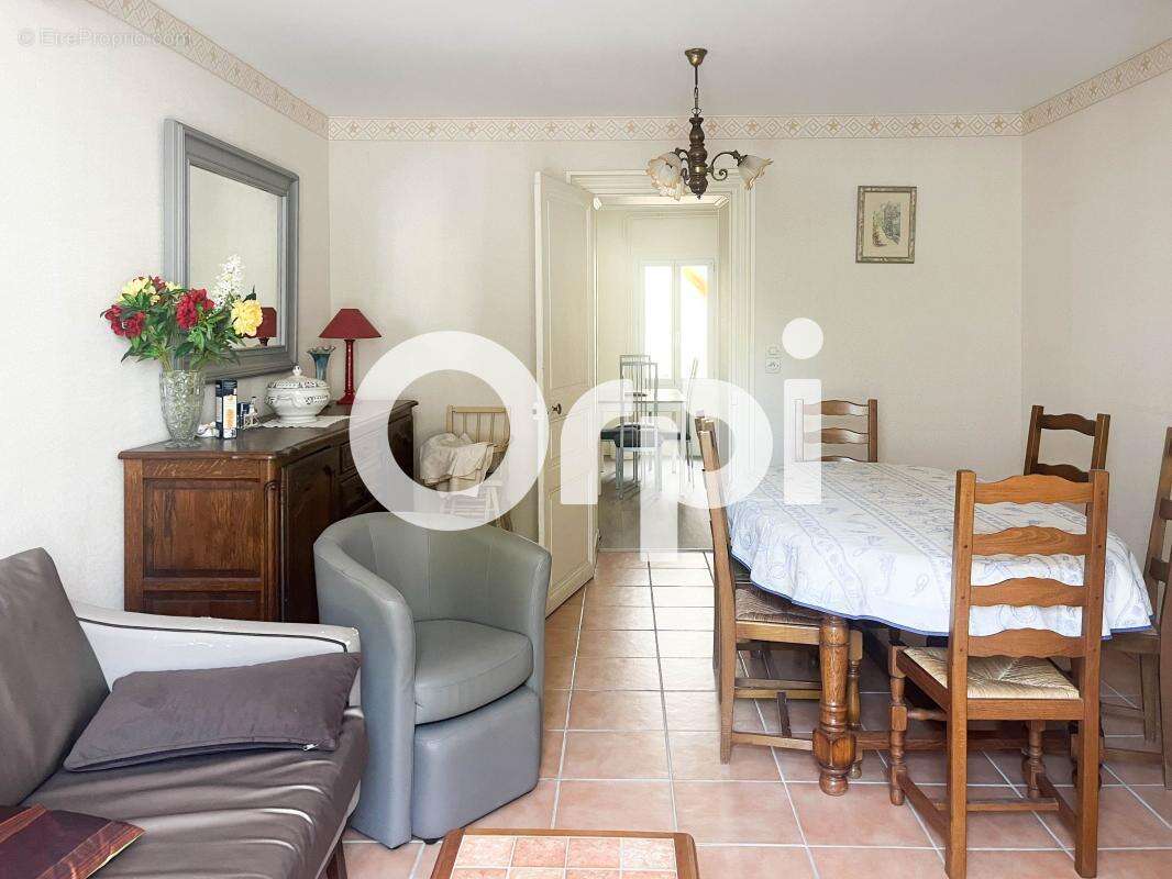 Maison de ville avec grande cour - photo 5