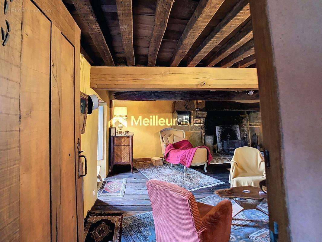 Maison à BELLOU-EN-HOULME