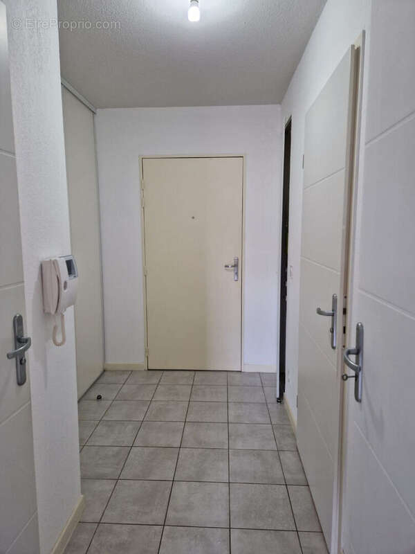 Appartement à VILLENAVE-D&#039;ORNON