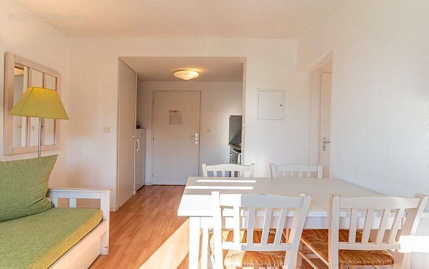 Appartement à LA LONDE-LES-MAURES