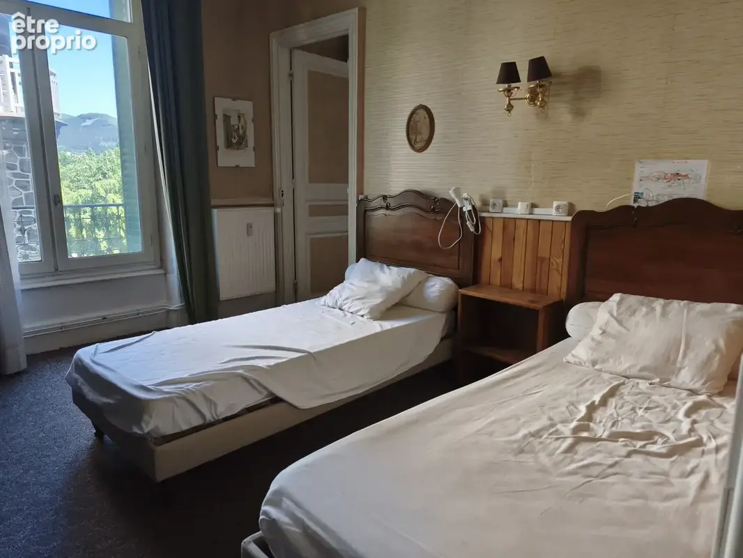 Appartement à fort potentiel dans une belle résidence du centre-ville - photo 8