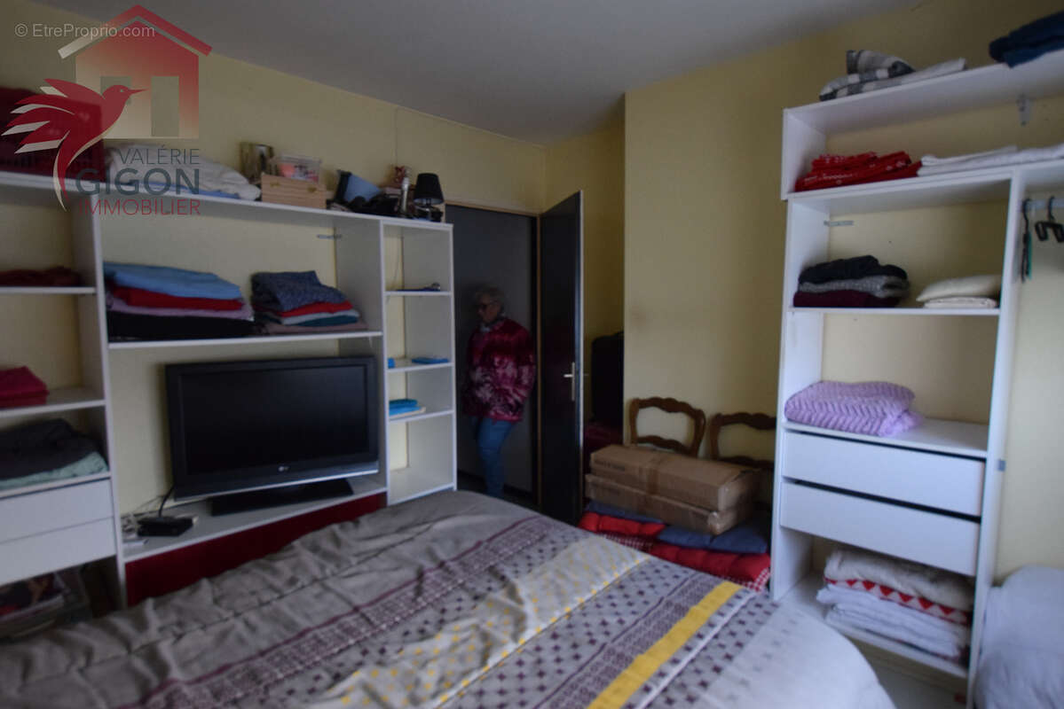 Dans une belle copropriété récente, découvrez cet APPARTEMENT F5 lumineux et spacieux.... entièrement de plain - photo 5