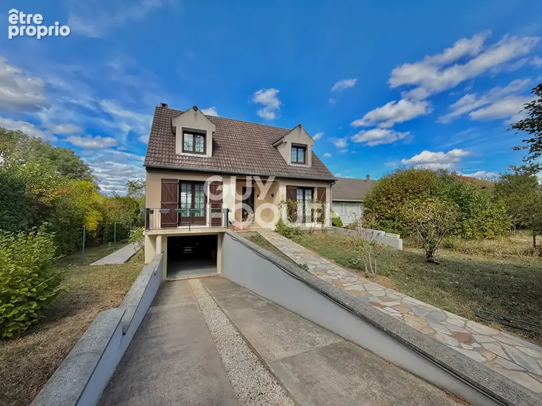 Maison à LIMEIL-BREVANNES