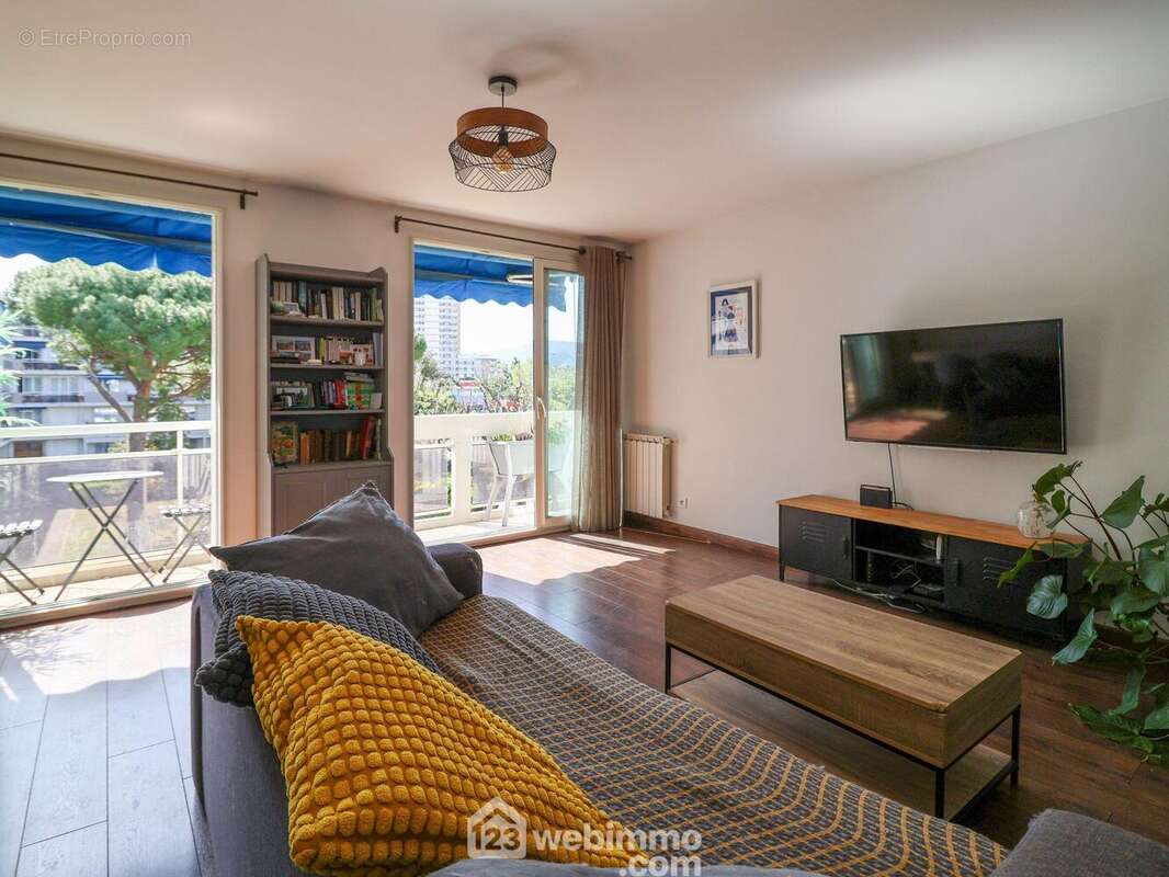 Appartement à MARSEILLE-8E