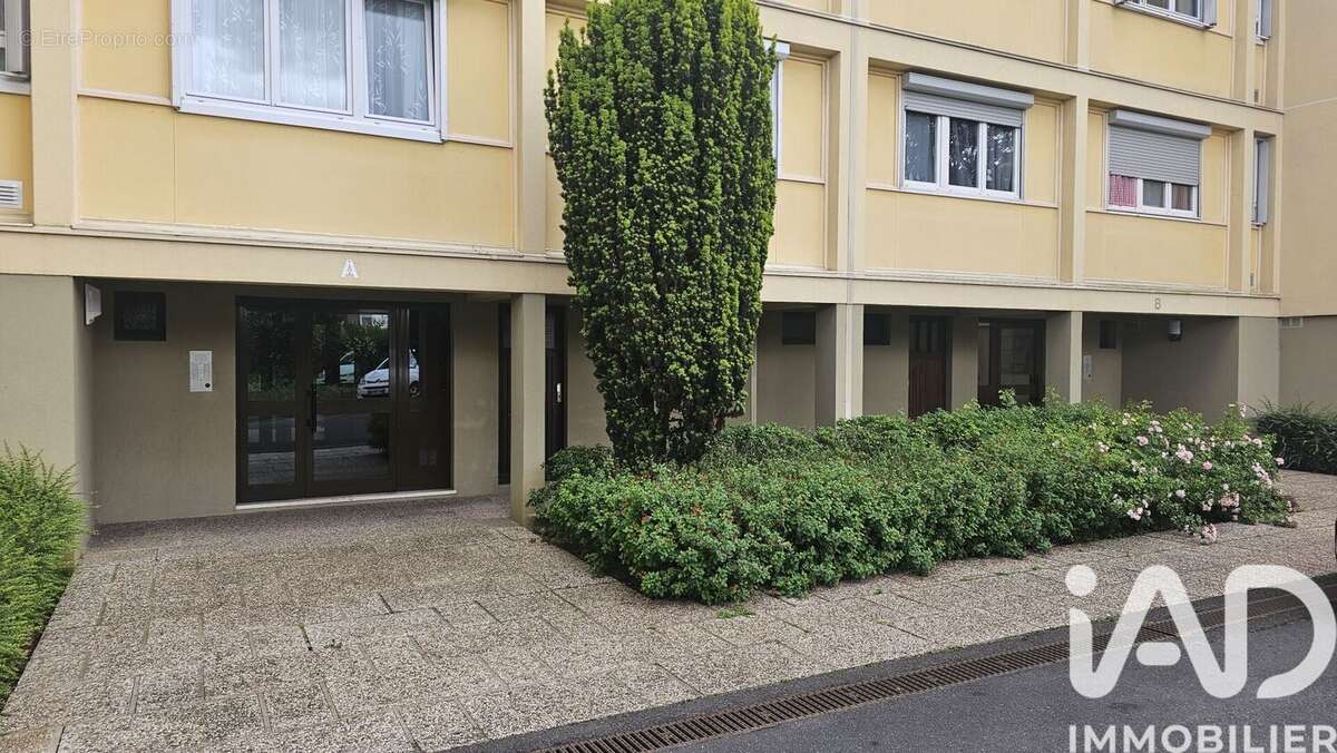 Photo 2 - Appartement à VITRY-SUR-SEINE