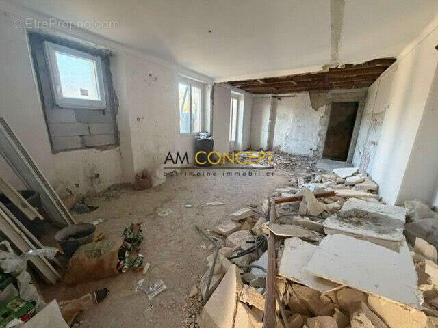 À VENDRE - Rez-de-jardin d'exception avec vue panoramique  - photo 5