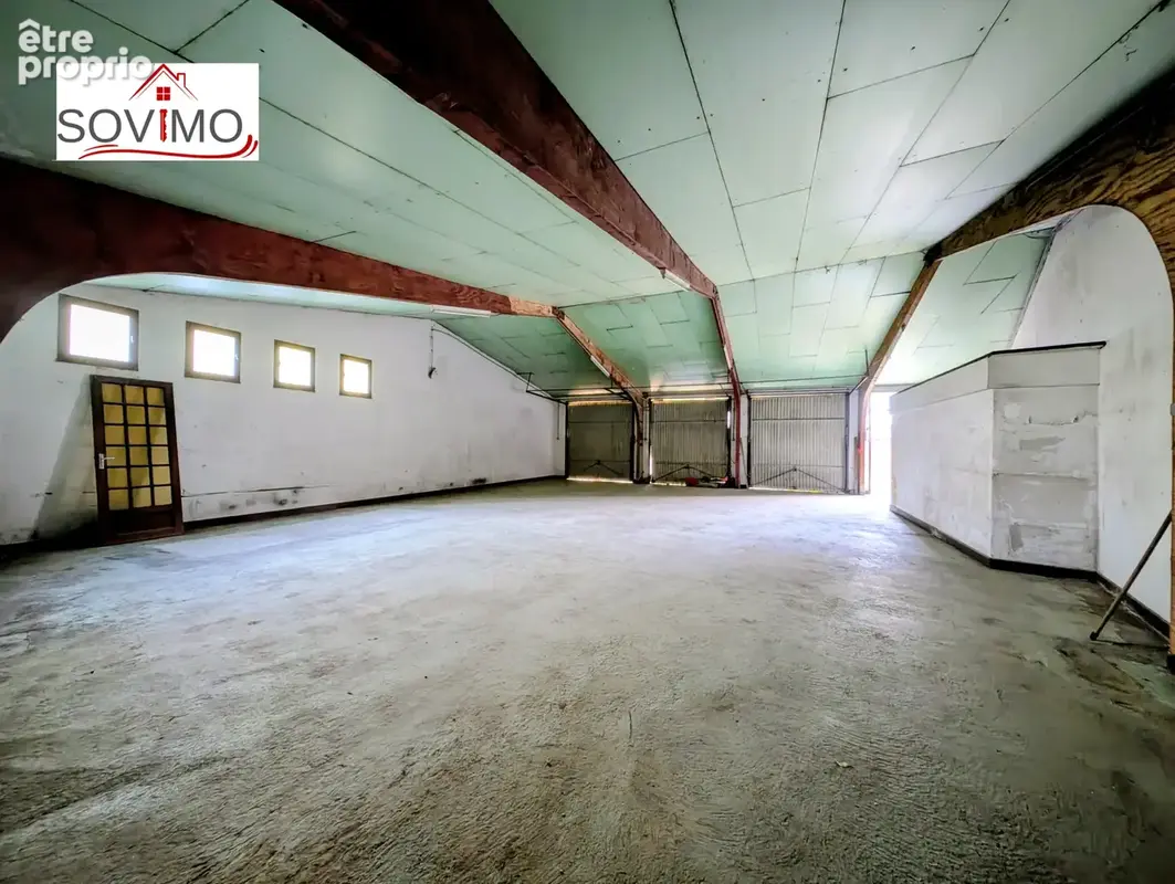 Maison de ville tout confort avec cour et grand garage, 5 chambres. - photo 27