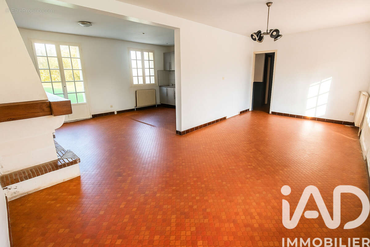 Photo 4 - Maison à DONNEMAIN-SAINT-MAMES