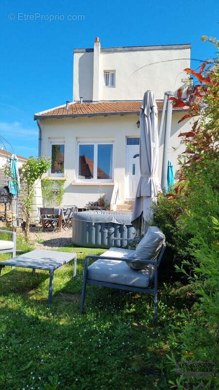 Appartement 97 m² à Moulins-Les-Metz  - photo 9