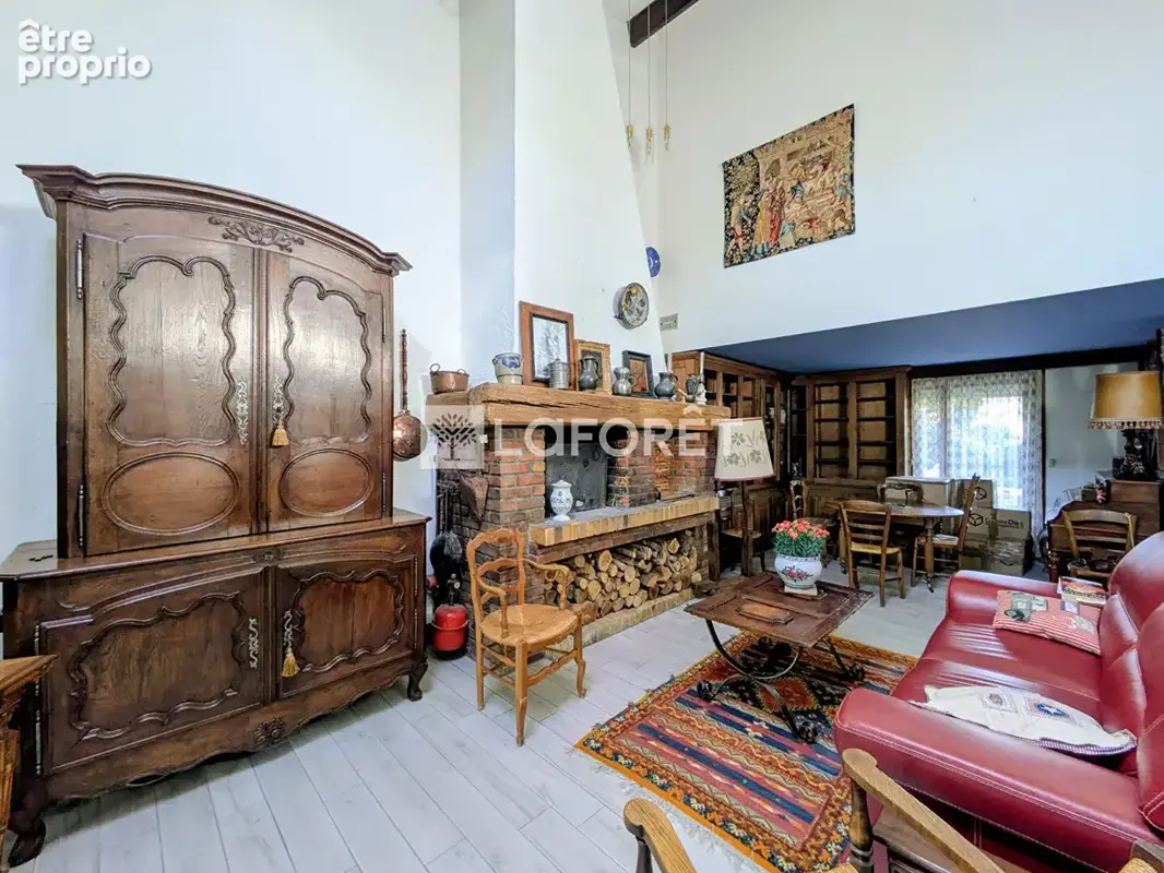 Maison T6 Les-Baux-Sainte-Croix 138m2 - photo 3