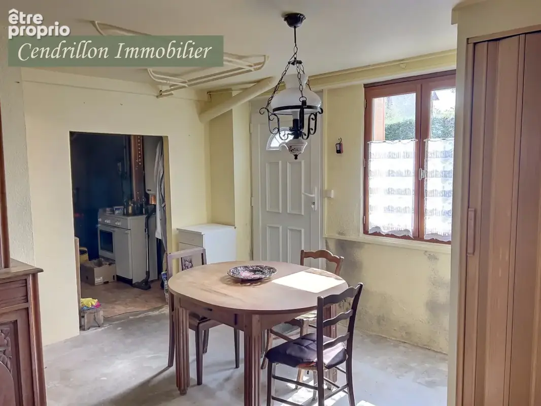 Charmante maison de bourg avec 4 chambres sur 923 m2 de terrain - photo 9