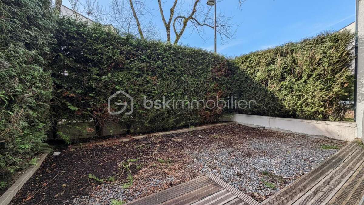 Appartement à TORCY