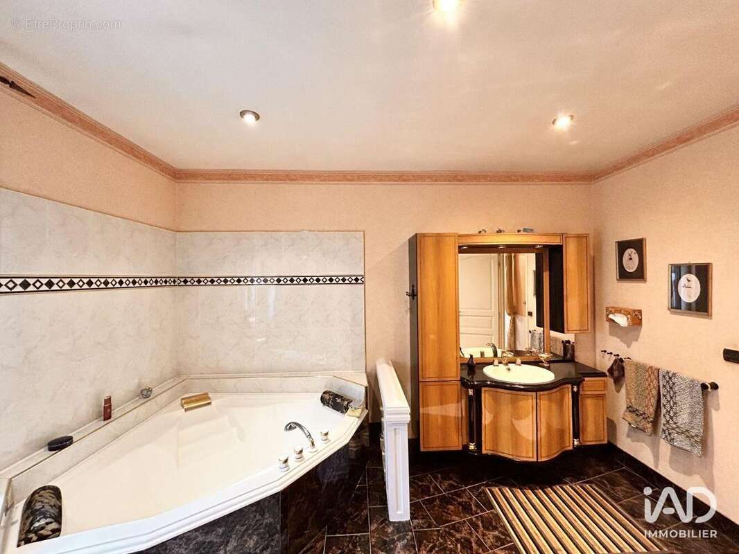 Photo 7 - Maison à VIRY-CHATILLON