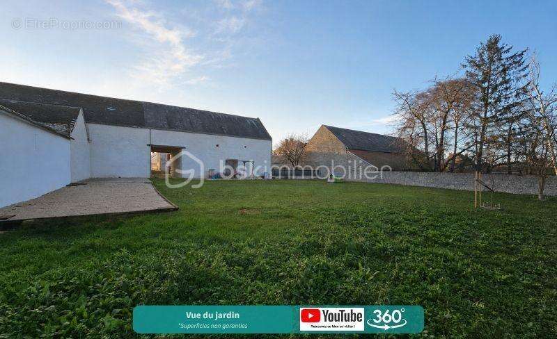 Maison avec grange et terrain constructible - photo 4