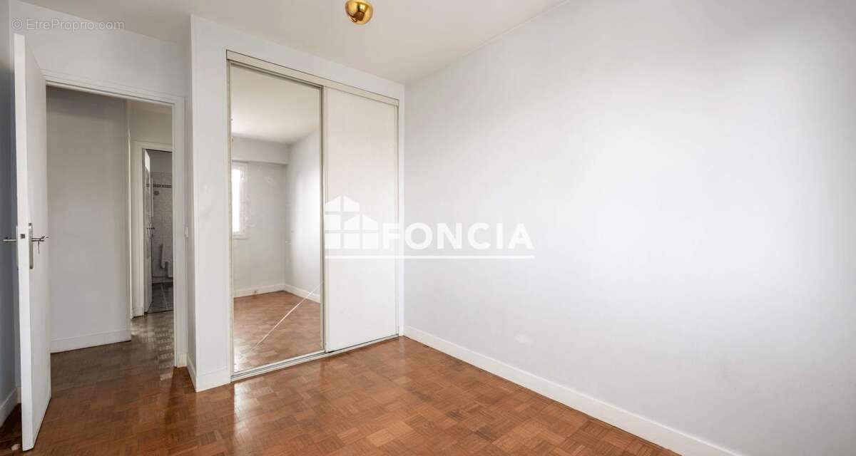 Appartement familial - centre-ville - photo 11