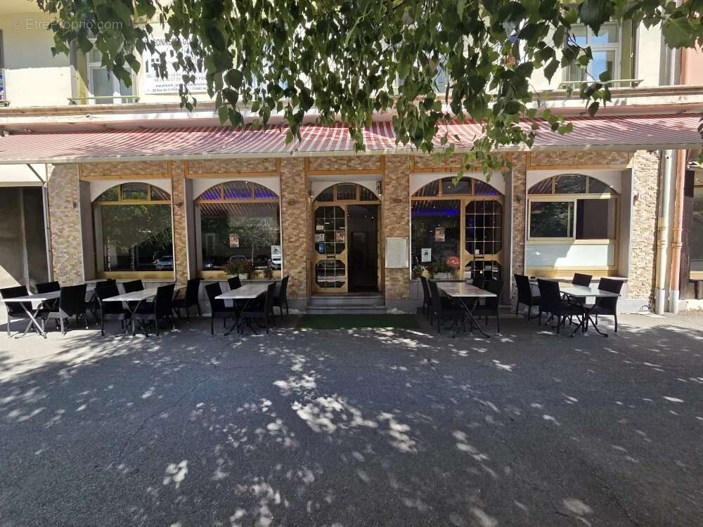Restaurant pizzeria feu de bois et bar licence iv - photo 10