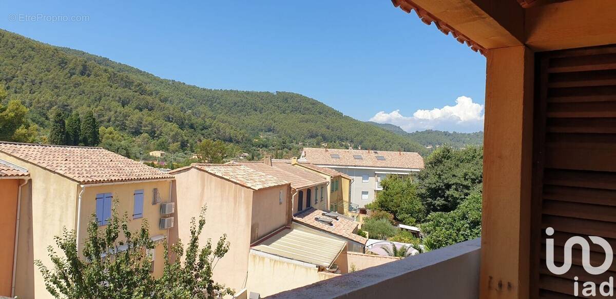 Photo 1 - Appartement à SOLLIES-PONT