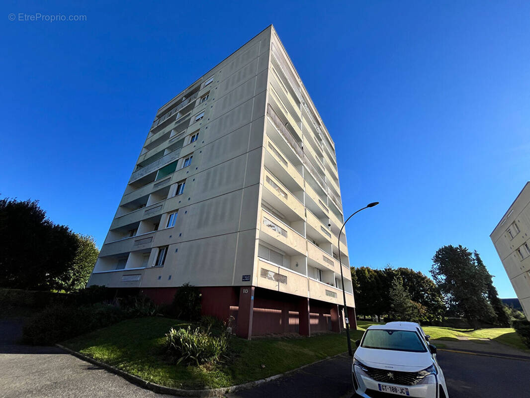 Appartement à PONTAULT-COMBAULT
