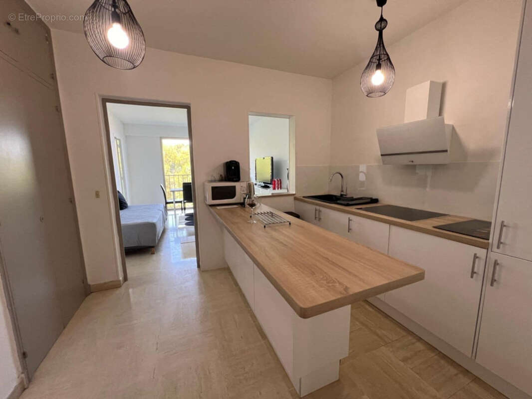 Appartement à ROQUEBRUNE-CAP-MARTIN