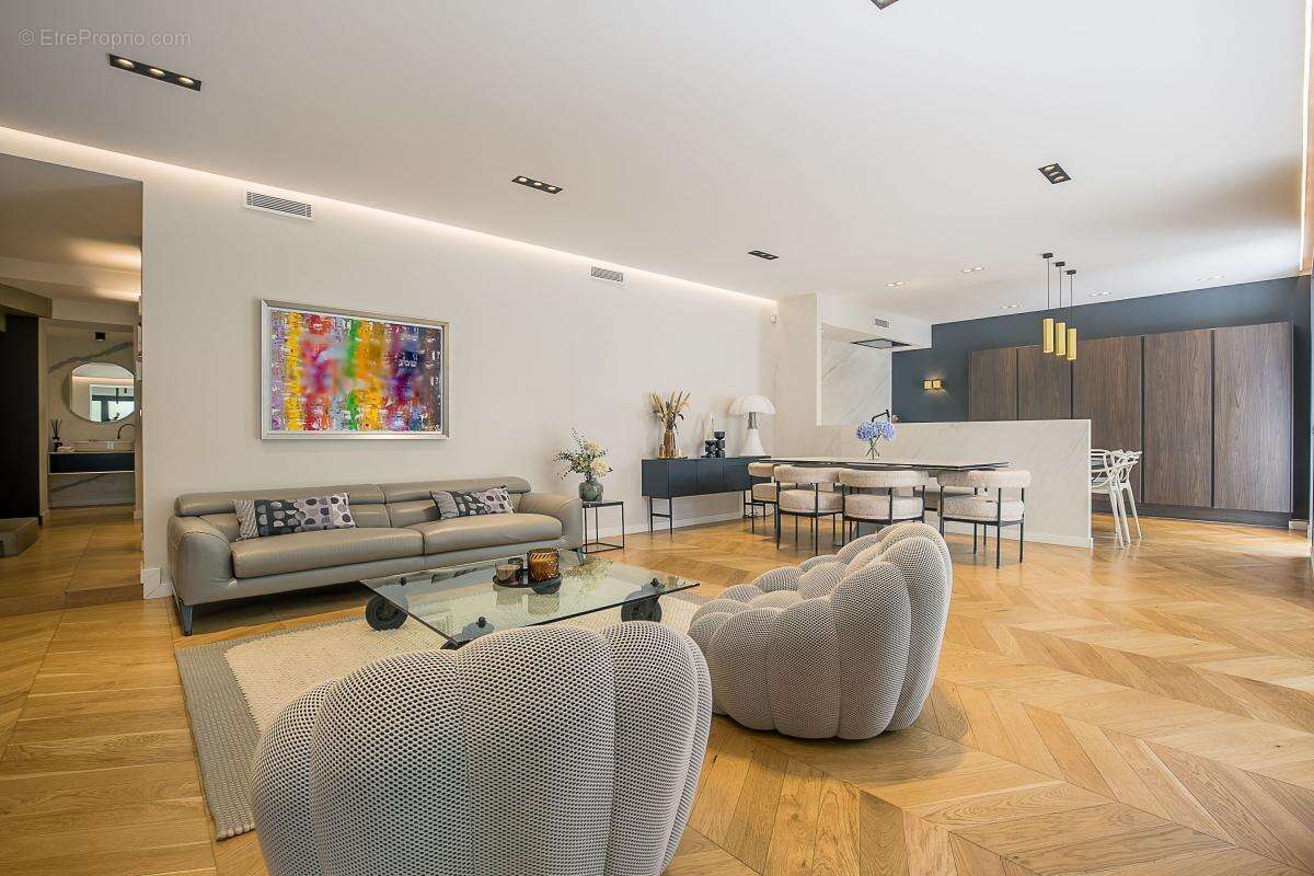 Appartement à MARSEILLE-9E