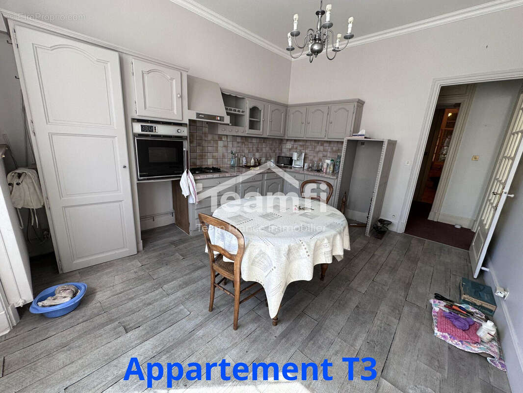 Appartement à LA MONNERIE-LE-MONTEL