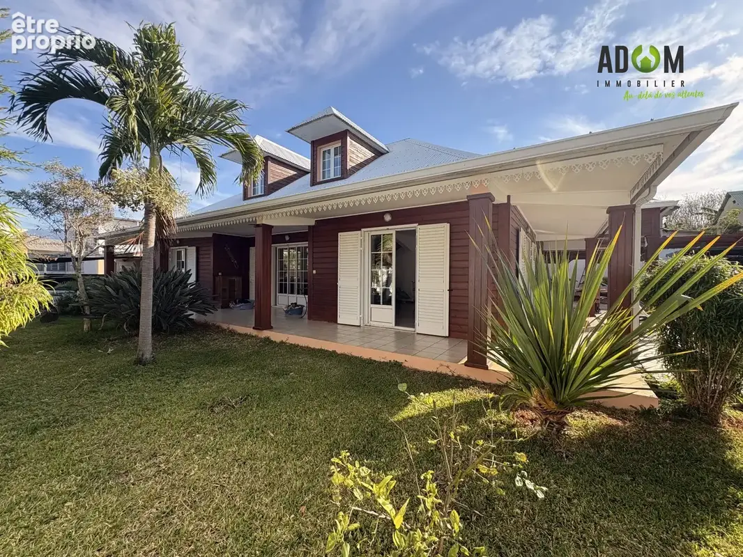 Photo Maison à Saint-Pierre au prix de 564 000€