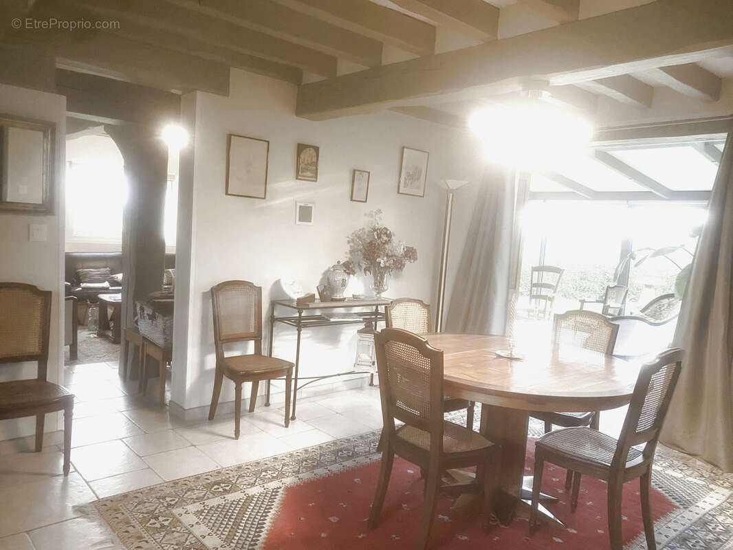 Maison à LE BEC-HELLOUIN