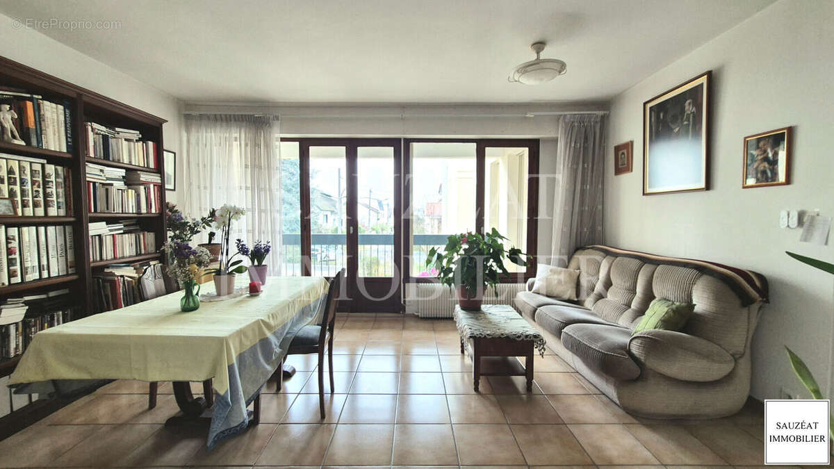 Appartement à BAGNEUX